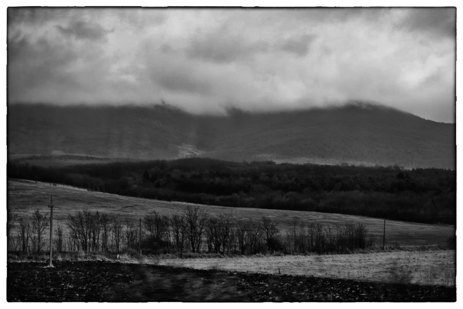 Mountain in mist - The Gentleman Photographer